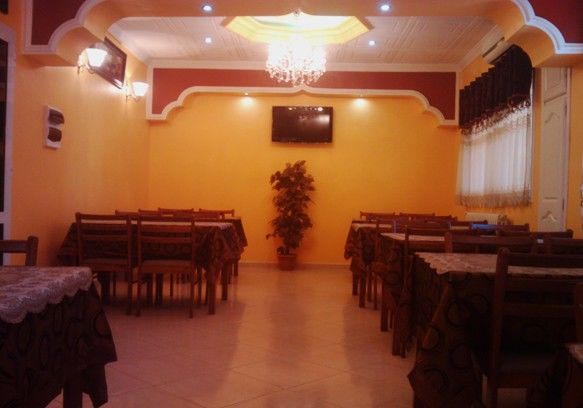 Les Andalous Hotel Oran Extérieur photo